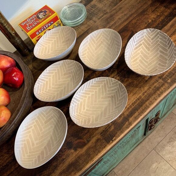 OKA 6 Handmade Porcelain Cereal / Soup Bowls - Picture 3 of 10